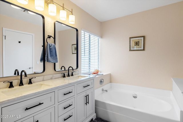 3021 E HARMONY Circle, Mesa, AZ 85204