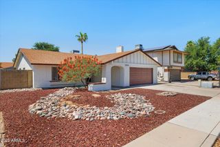 3021 E HARMONY Circle, Mesa, AZ 85204