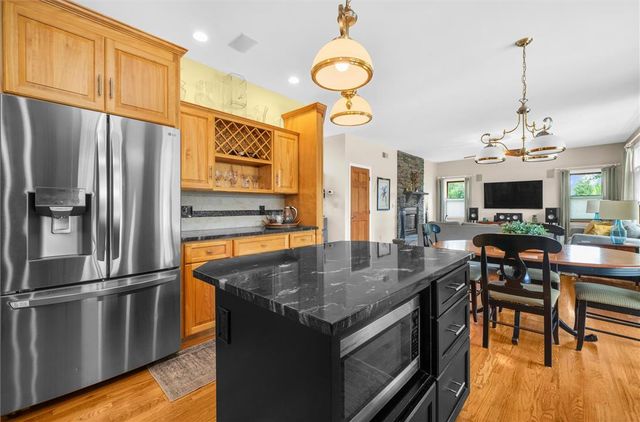 1195 Sierra Drive, Lehigh Twp, PA 18038