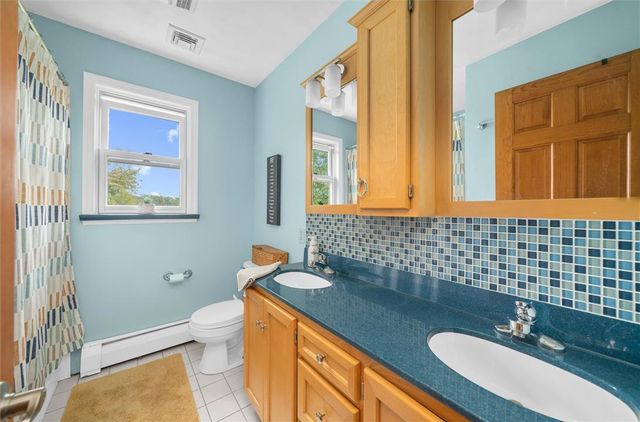 1195 Sierra Drive, Lehigh Twp, PA 18038