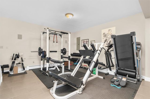 1195 Sierra Drive, Lehigh Twp, PA 18038