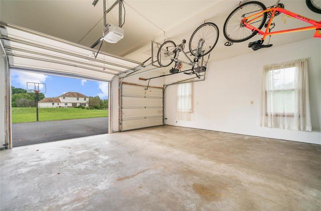 1195 Sierra Drive, Lehigh Twp, PA 18038