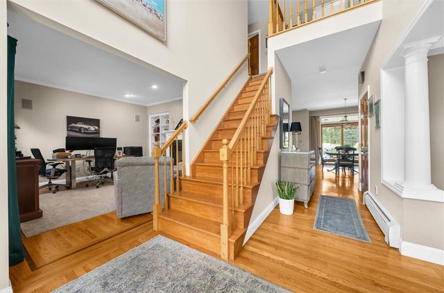 1195 Sierra Drive, Lehigh Twp, PA 18038