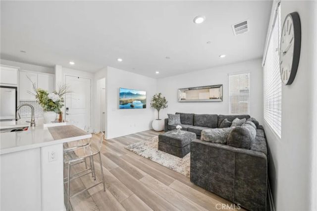 3267 S Cantona Paseo, Ontario, CA 91762