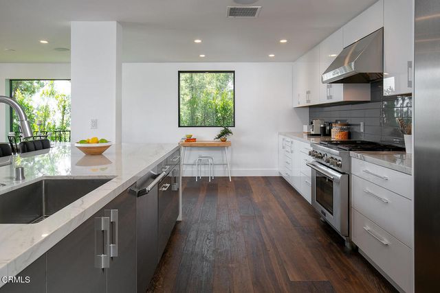 2149 Estes Road, Los Angeles, CA 90041