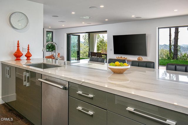 2149 Estes Road, Los Angeles, CA 90041