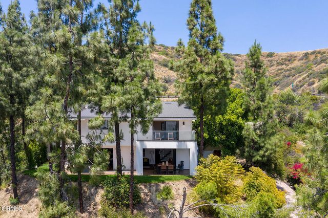 2149 Estes Road, Los Angeles, CA 90041