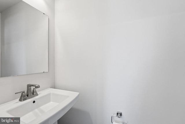 42538 TIBER FALLS SQ, Sterling, VA 20166