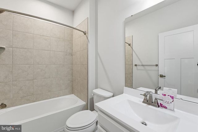 42538 TIBER FALLS SQ, Sterling, VA 20166