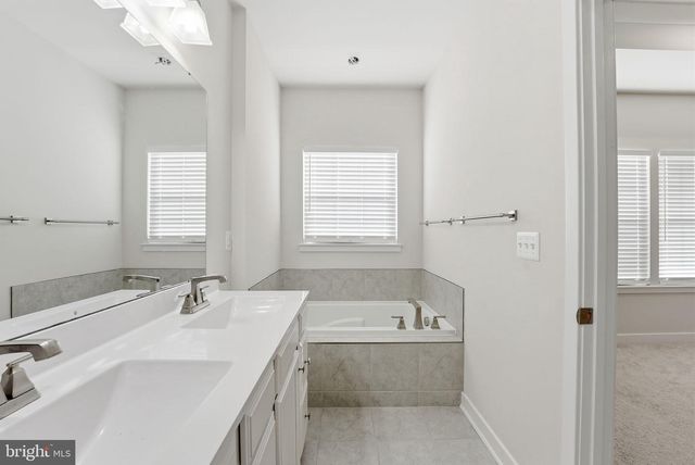 42538 TIBER FALLS SQ, Sterling, VA 20166