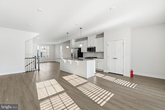 42538 TIBER FALLS SQ, Sterling, VA 20166