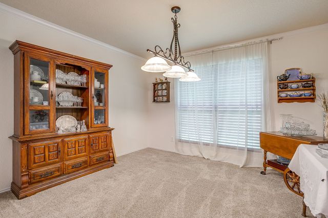 725 Snapper Drive, Burleson, TX 76028