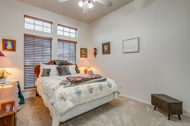 725 Snapper Drive, Burleson, TX 76028