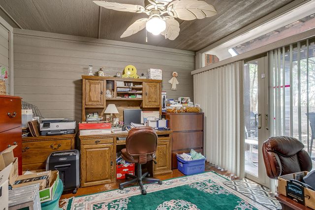 725 Snapper Drive, Burleson, TX 76028