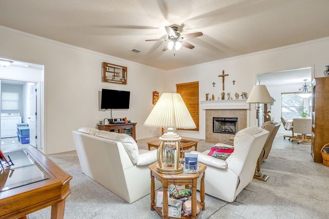 725 Snapper Drive, Burleson, TX 76028
