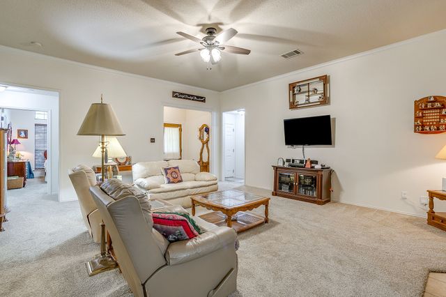 725 Snapper Drive, Burleson, TX 76028
