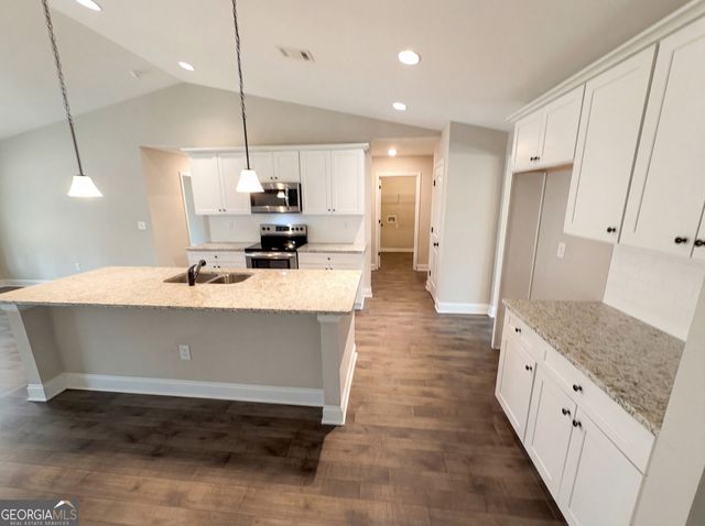 951 Oconee Lane, Commerce, GA 30529