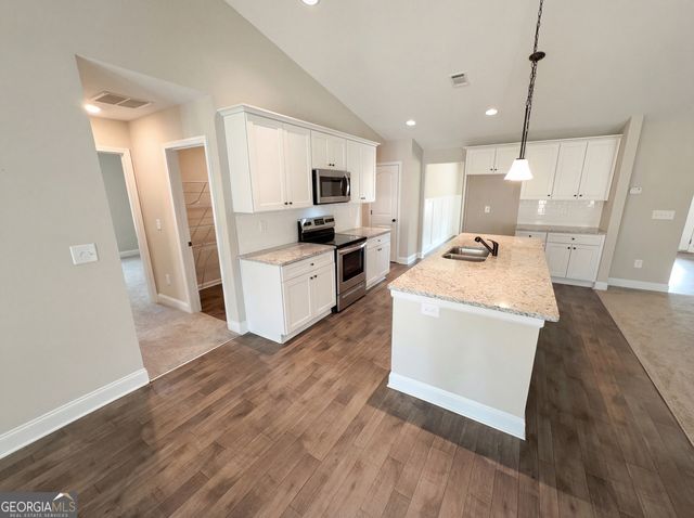 951 Oconee Lane, Commerce, GA 30529