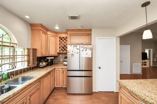 2455 Edgedale Drive, Missouri City, TX 77489