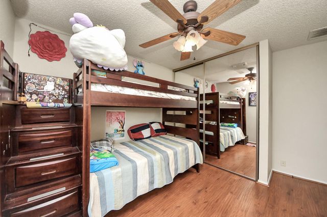 2455 Edgedale Drive, Missouri City, TX 77489