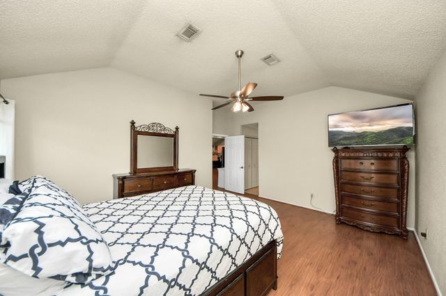 2455 Edgedale Drive, Missouri City, TX 77489