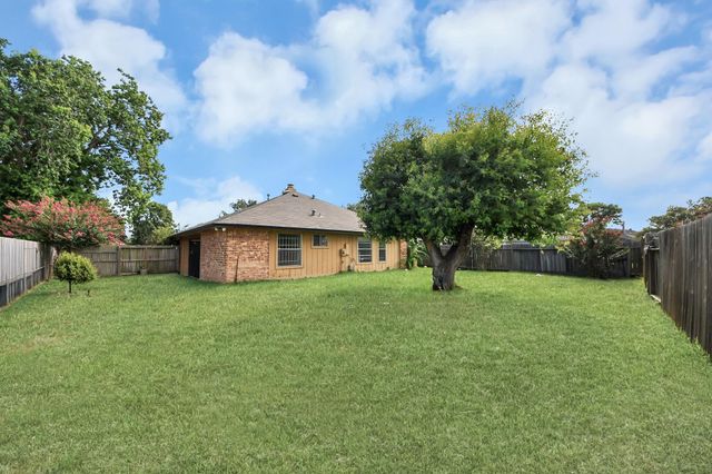 2455 Edgedale Drive, Missouri City, TX 77489