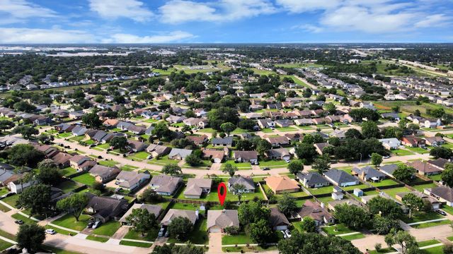 2455 Edgedale Drive, Missouri City, TX 77489
