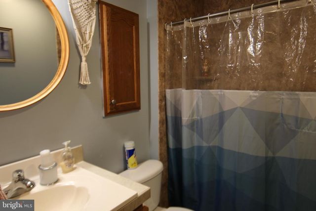 2151 PARKWAY WEST, Harrisburg, PA 17112