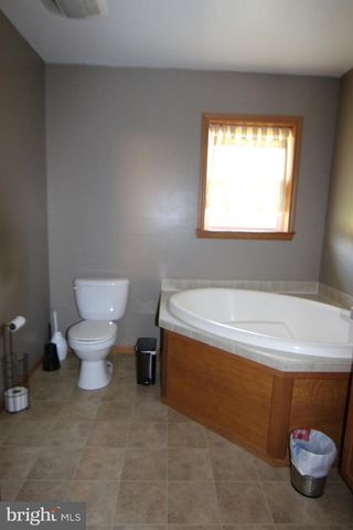 2151 PARKWAY WEST, Harrisburg, PA 17112