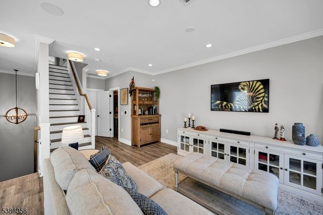 130 Sequoia Dr, Cedar Grove Twp., NJ 07009
