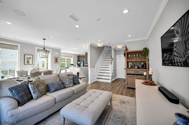130 Sequoia Dr, Cedar Grove Twp., NJ 07009
