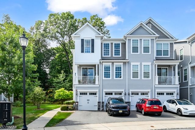 130 Sequoia Dr, Cedar Grove Twp., NJ 07009
