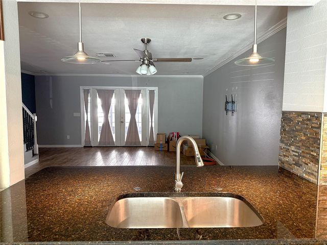 16335 RAMBLING VINE DRIVE W, Tampa, FL 33624