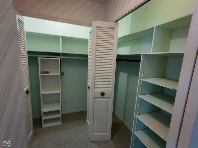 1321 Greenway Drive, Anderson, IN 46011