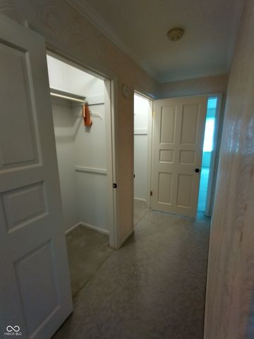 1321 Greenway Drive, Anderson, IN 46011