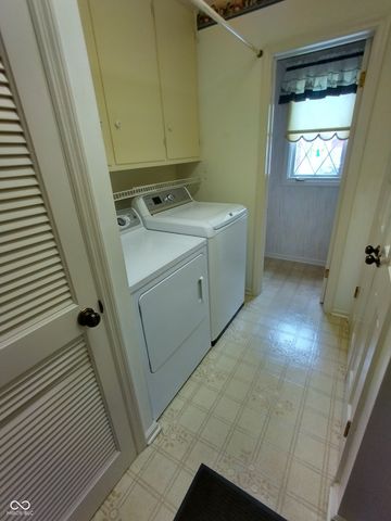 1321 Greenway Drive, Anderson, IN 46011