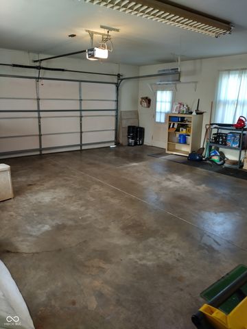 1321 Greenway Drive, Anderson, IN 46011