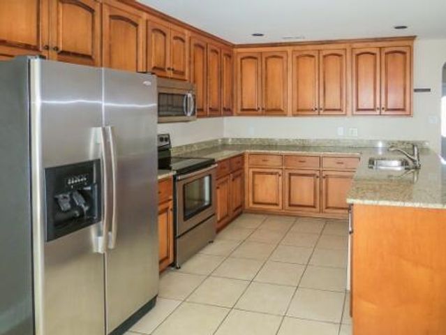 4876 Holbird Drive, North Charleston, SC 29405