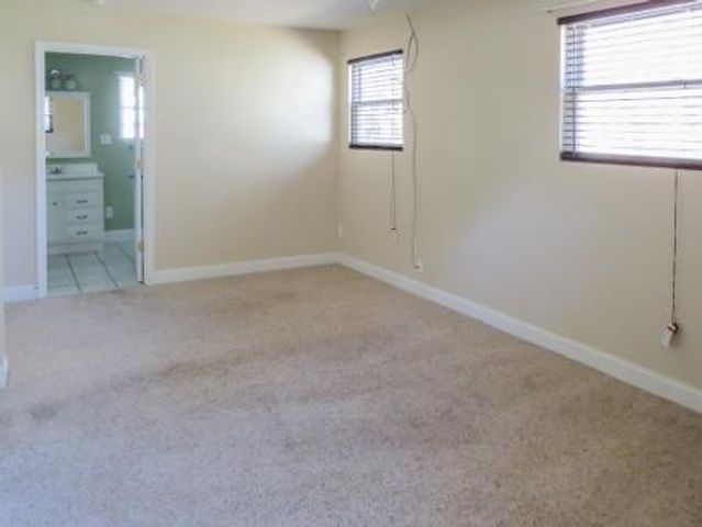 4876 Holbird Drive, North Charleston, SC 29405