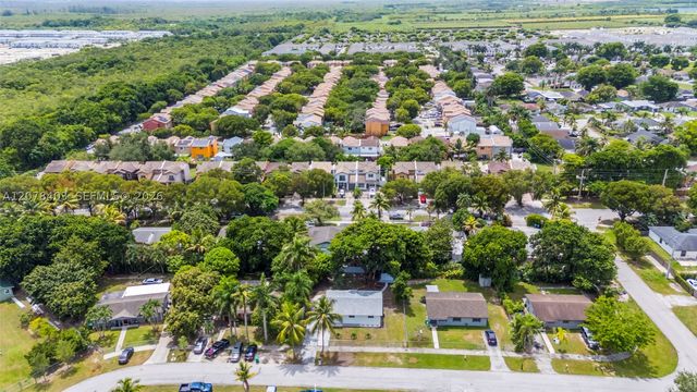 655 SW 6th Ter, Florida City, FL 33034