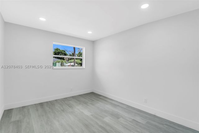 655 SW 6th Ter, Florida City, FL 33034