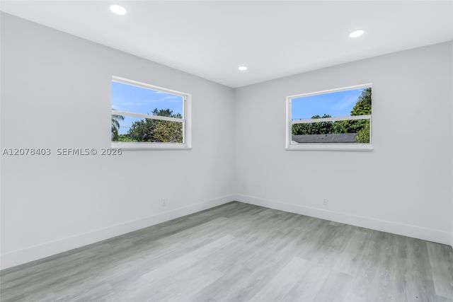 655 SW 6th Ter, Florida City, FL 33034
