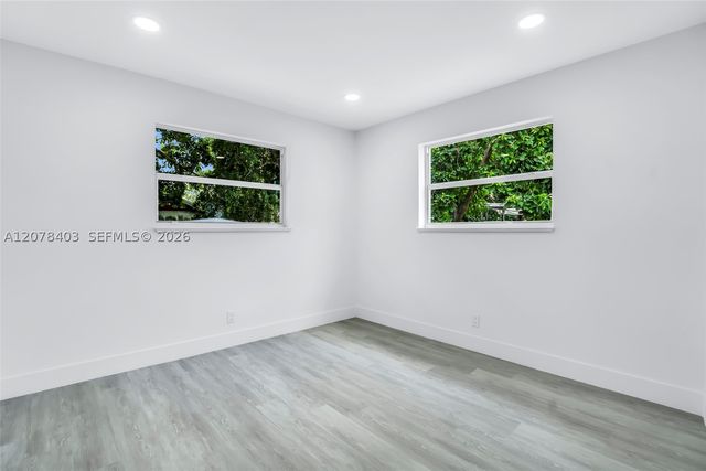 655 SW 6th Ter, Florida City, FL 33034