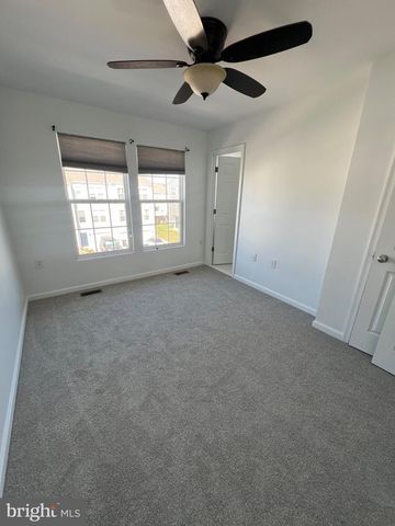 17087 GIBSON RD, Dumfries, VA 22026