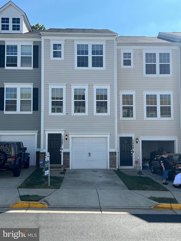 17087 GIBSON RD, Dumfries, VA 22026