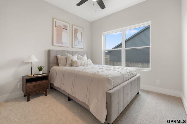 11004 N 161st Avenue, Bennington, NE 68007