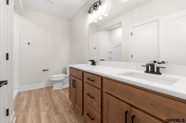 11004 N 161st Avenue, Bennington, NE 68007