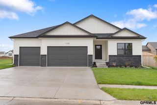 11004 N 161st Avenue, Bennington, NE 68007