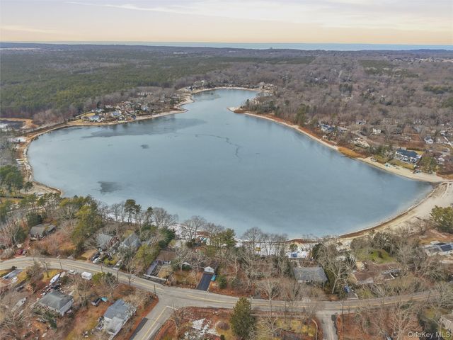 15 Corchaug Trail, Ridge, NY 11961