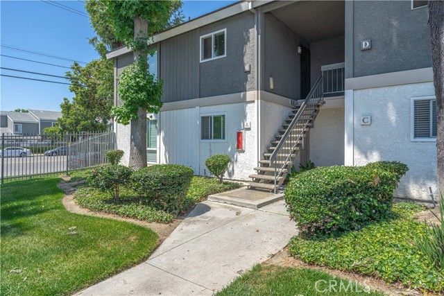2875 S Fairview, Santa Ana, CA 92704